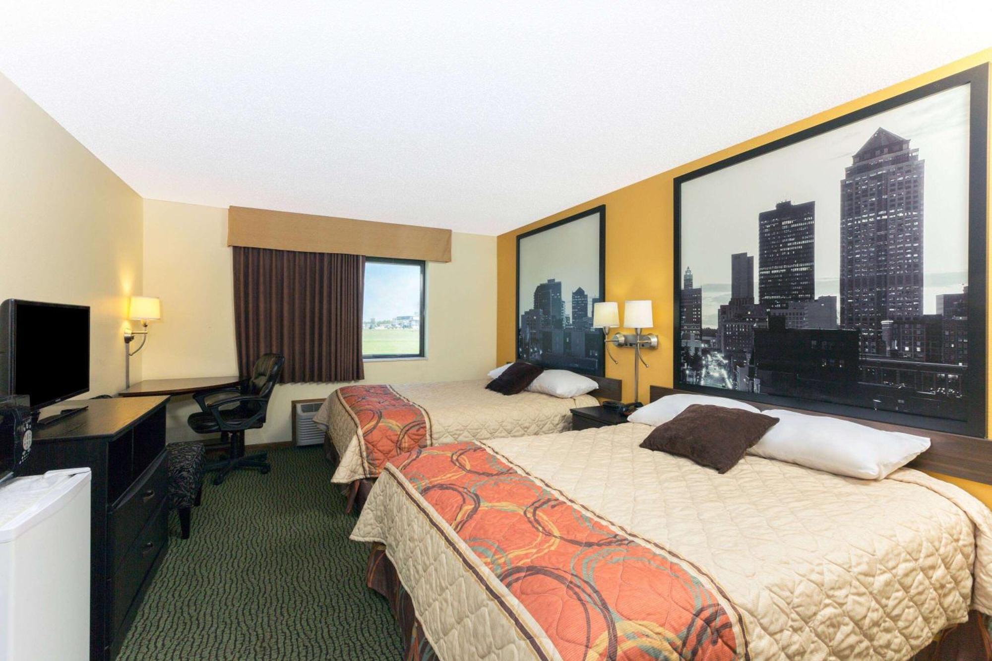 Super 8 By Wyndham Perry Ia Hotell Eksteriør bilde
